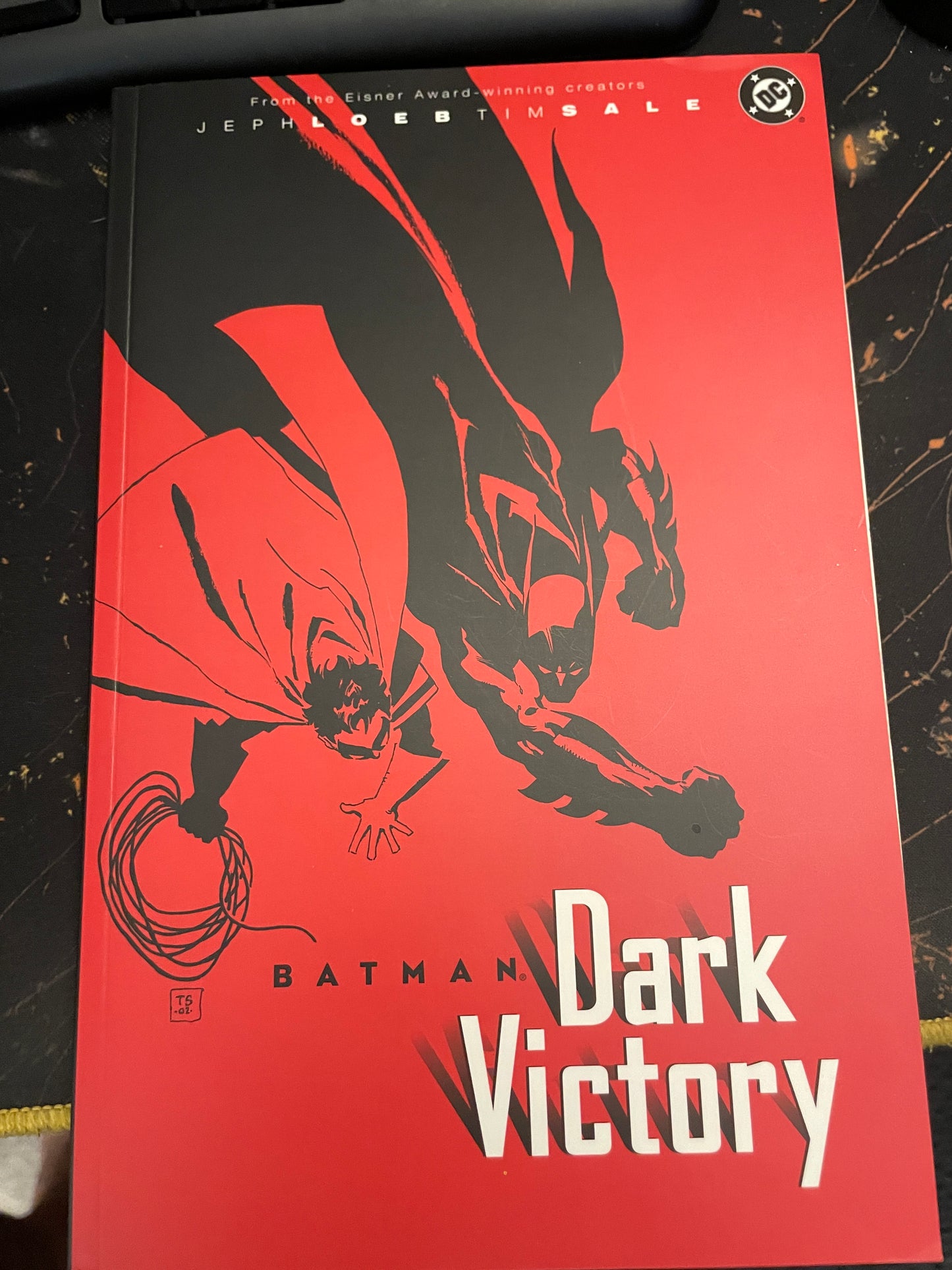 BATMAN: DARK VICTORY TP 2001